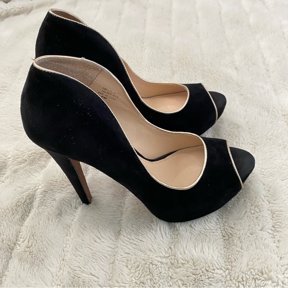 Classiques Entier “Sophie” Black Suede Leather Peep-Toe High Heels Size 8.5